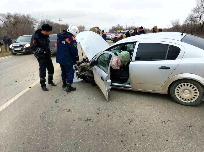 Девочка пострадала в ДТП под Марксом