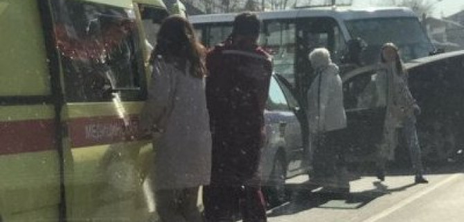 Пять человек пострадали в ДТП в Барнауле