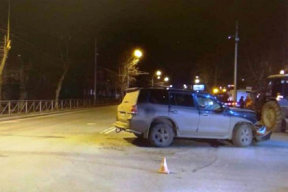 Четыре человека пострадали в ДТП на Мочищенском шоссе Четыре человека пострадали в ДТП на Мочищенском шоссе