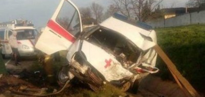 В ДТП со «скорой» в Краснодарском крае погибли два человека