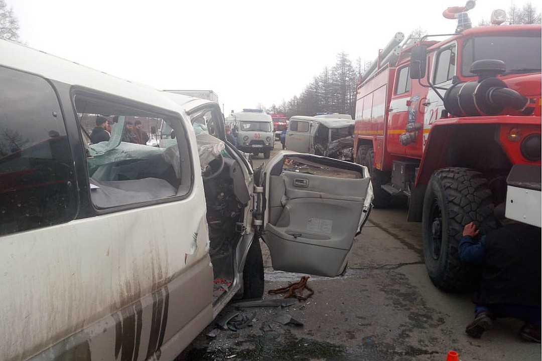 Два человека погибли в ДТП под Магаданом (2)