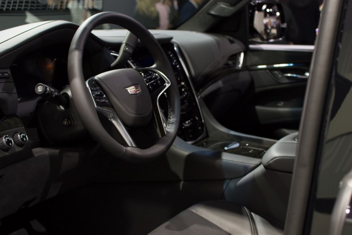 Cadillac Escalade 2