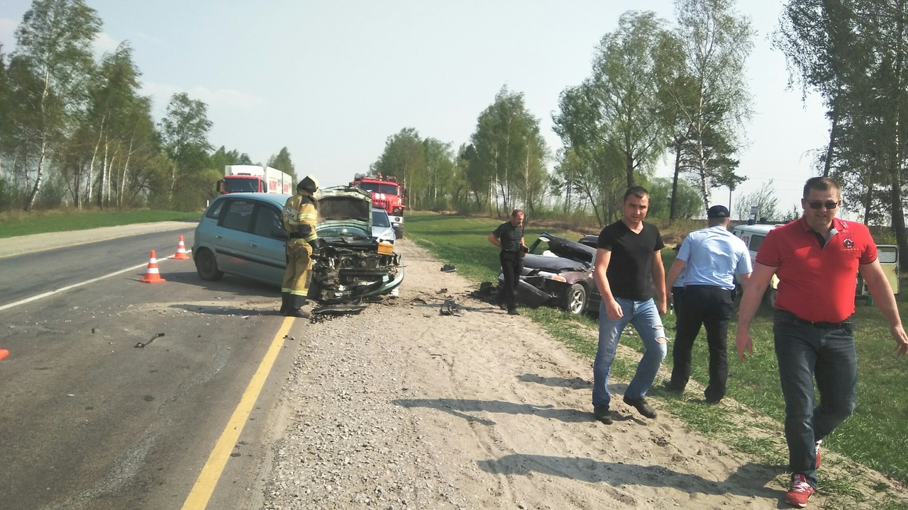 В ДТП под Брянском пострадали пятеро, включая ребенка (2)