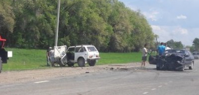 Трое взрослых и младенец пострадали в ДТП в Вольском районе