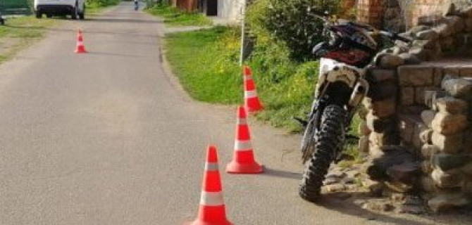 Мотоциклист сбил 5-летнего ребенка в Торжке