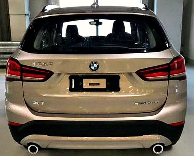В интернете появились фото нового BMW X1 и х1 2