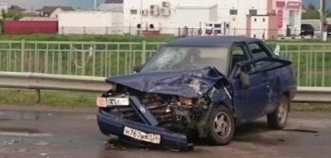 Четыре человека пострадали в ДТП под Воронежем