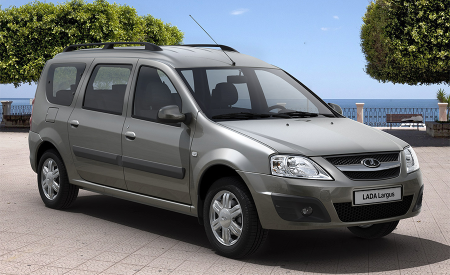 Топ-5 семиместных автомобилей с лимитом в 2 миллиона рублей 1 Lada Largus