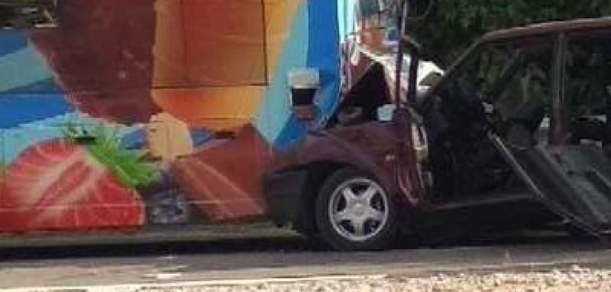Два человека погибли в ДТП с троллейбусом в Симферополе