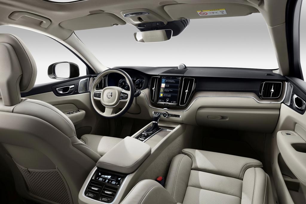 Топ-7 особенностей новой Volvo XC60 Volvo XC60 2019 салон