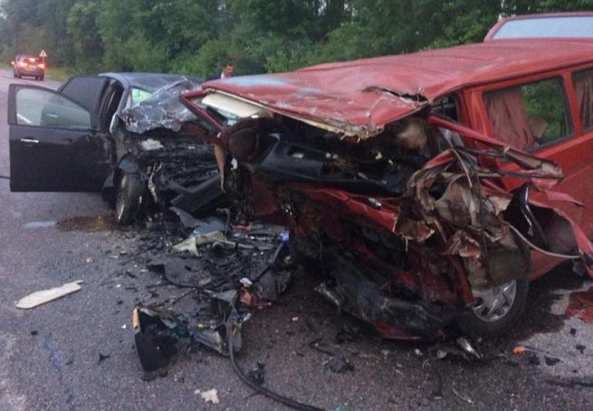 Восемь человек погибли в ДТП в Воронежской области