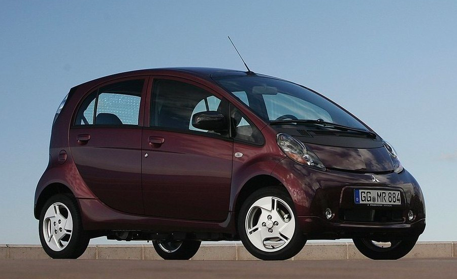 9 Mitsubishi i-Miev