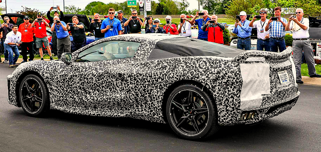 Chevrolet Corvette С8: запатентован активный аэродинамический обвес и корвет 2