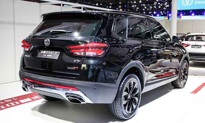 В Китае начаты продажи люксового кроссовера Brilliance V7 и брил 2