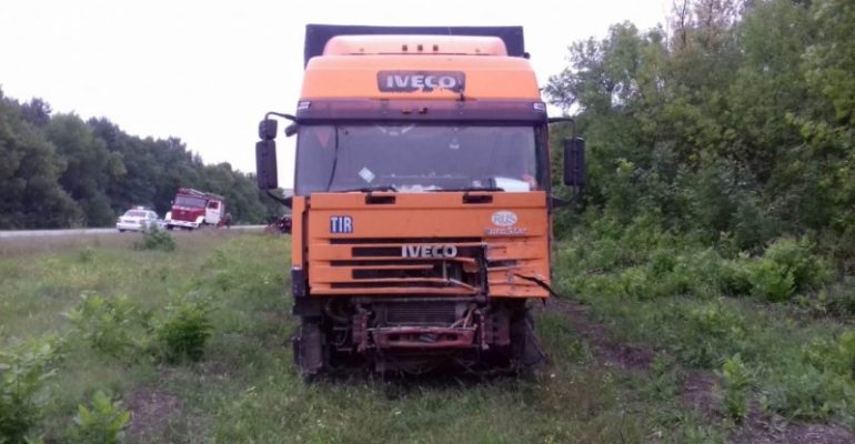 2-летний ребенок и двое взрослых погибли в ДТП в Воронежской области