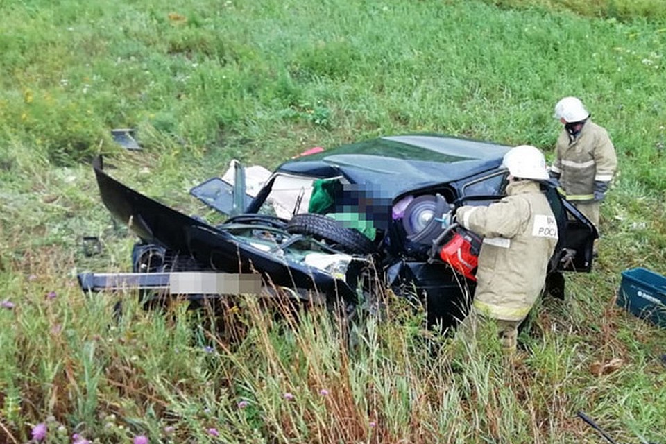 Двое взрослых и девочка погибли в ДТП в Башкирии Двое взрослых и девочка погибли в ДТП в Башкирии