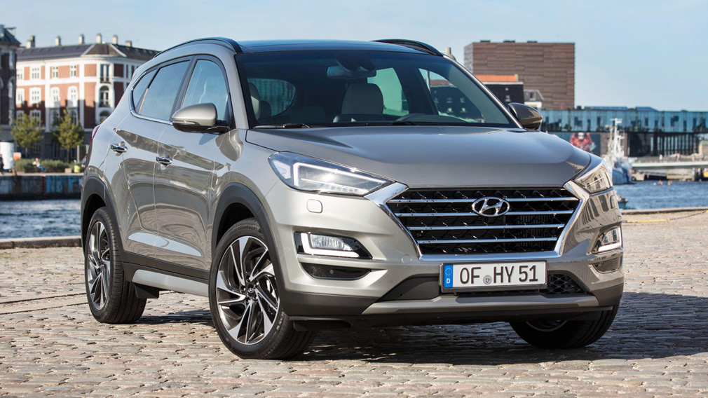 2 Hyundai Tucson