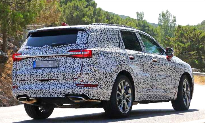 Opel испытывает новый кроссовер и опель 2