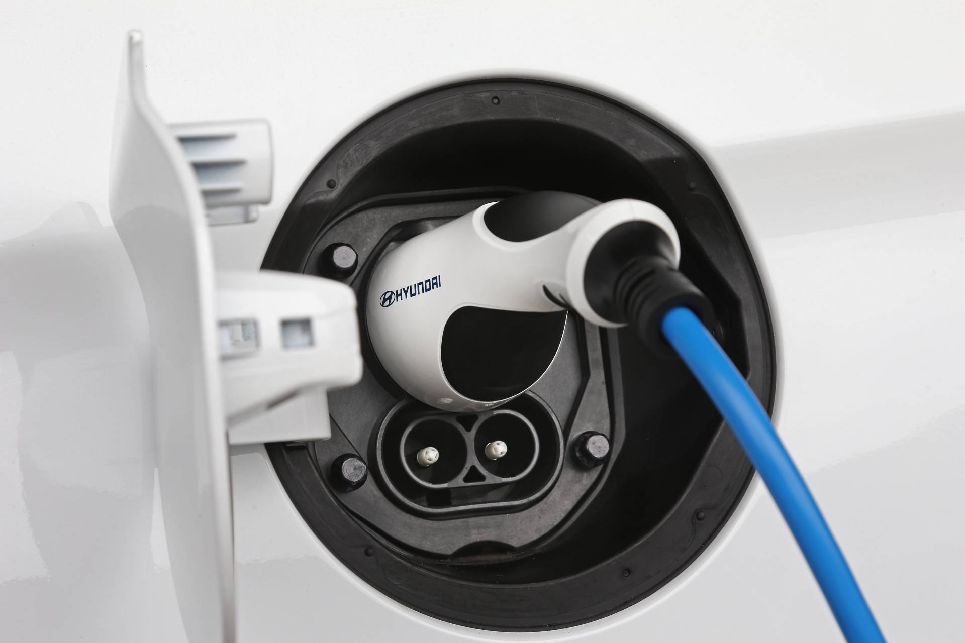 Hyundai Ioniq Electric зарядка