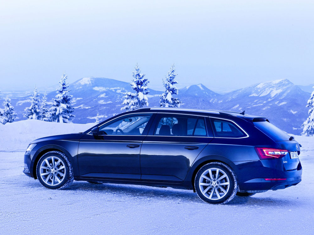 Обновлён универсал Skoda Superb шкода 2