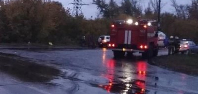 В Самарской области ВАЗ съехал в кювет – пострадала 5-летняя девочка