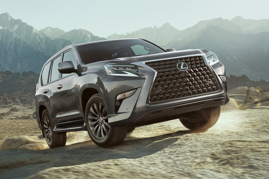 3 LEXUS GX