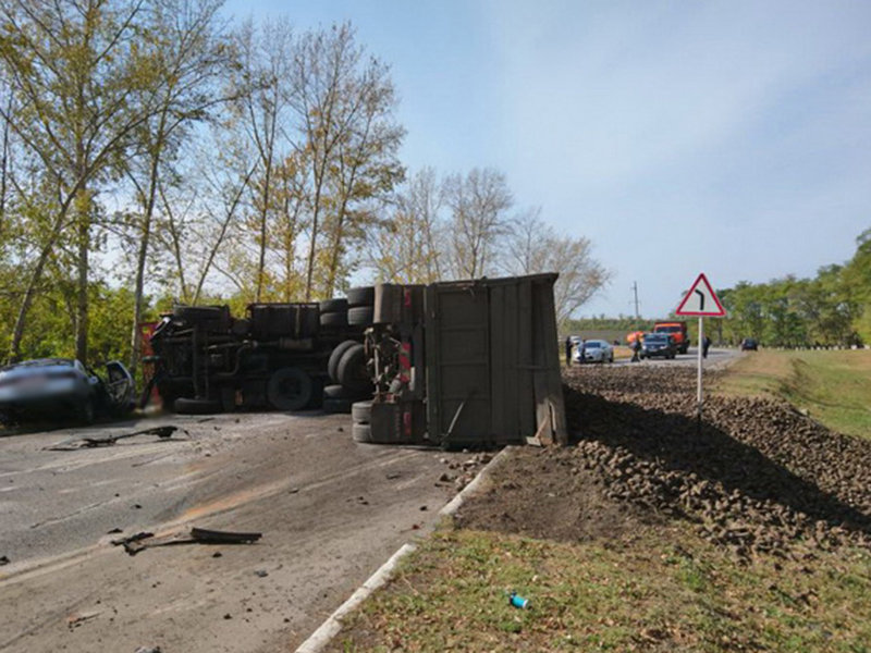 Три человека погибли в ДТП в Белгородской области Три человека погибли в ДТП в Белгородской области (3)