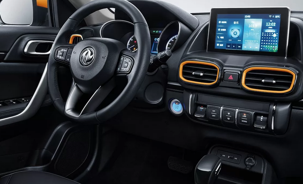 В декабре в России появится кроссовер Dongfeng AX4 донг 2