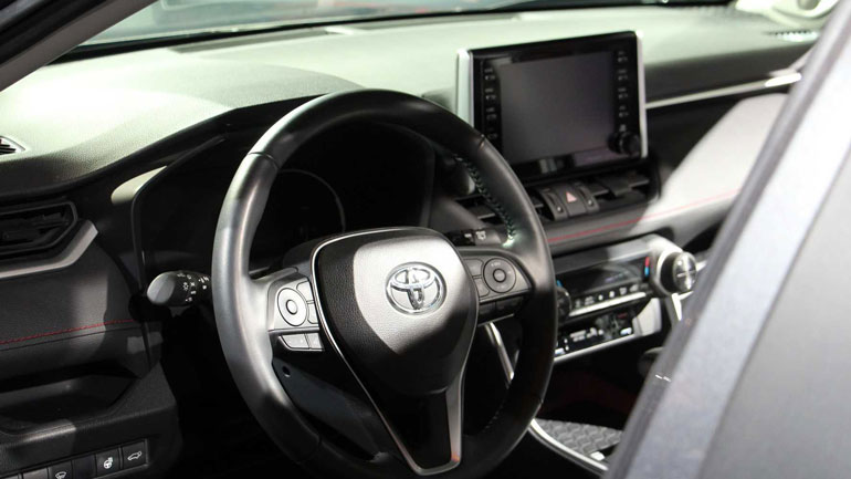 Toyota RAV4 получила тюнинг от TRD рав 3