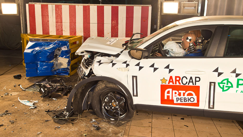 Renault Arkana успешно прошёл краш-тест аркана 3