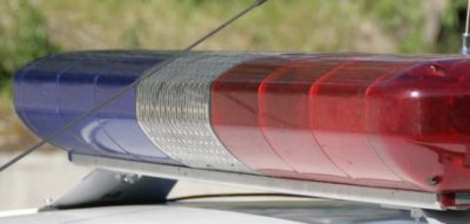 В Петродворцовом районе водитель сбил велосипедиста и скрылся