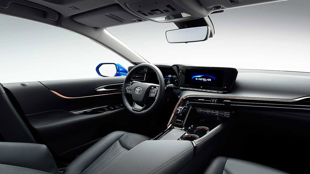 Седан Toyota Mirai прошёл рестайлинг тойота 4