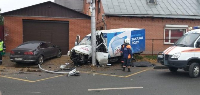 Водитель «Газели» погиб в ДТП в Новосибирске