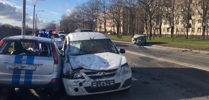 Погибших в тройном ДТП в Санкт-Петербурге, которое произошло 23 октября, стало больше