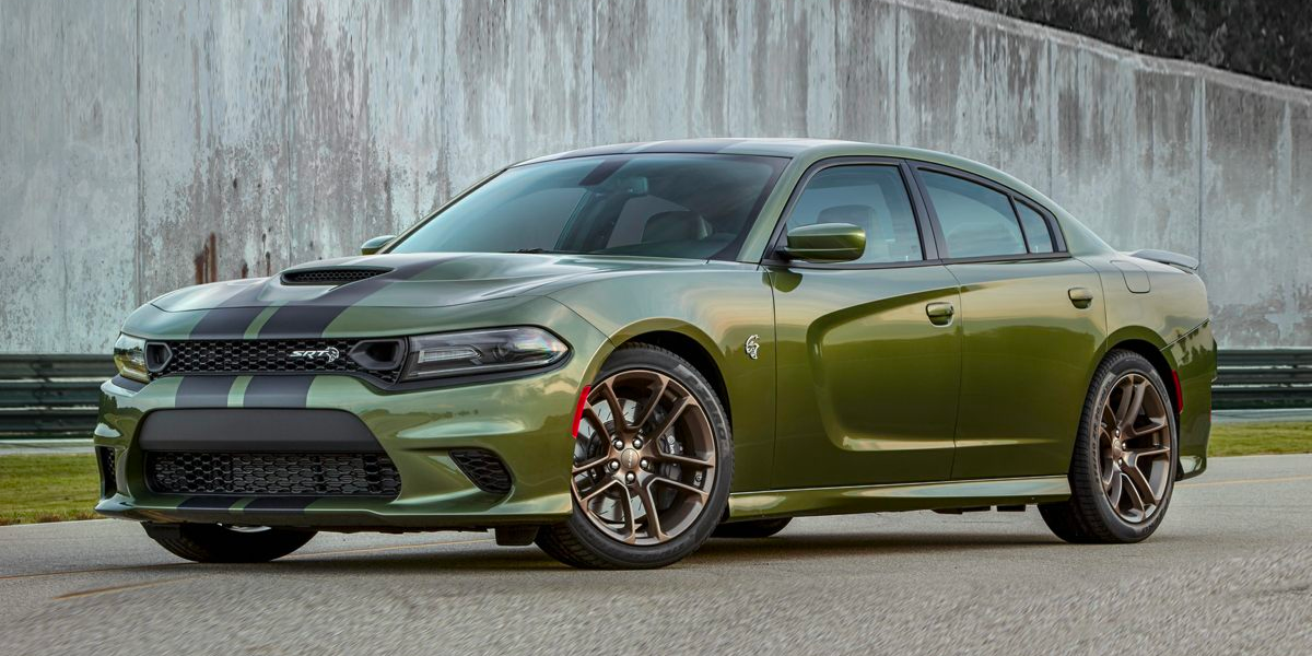 Топ-7 самых мощных седанов Dоdge Сhаrger SRT Hellcat