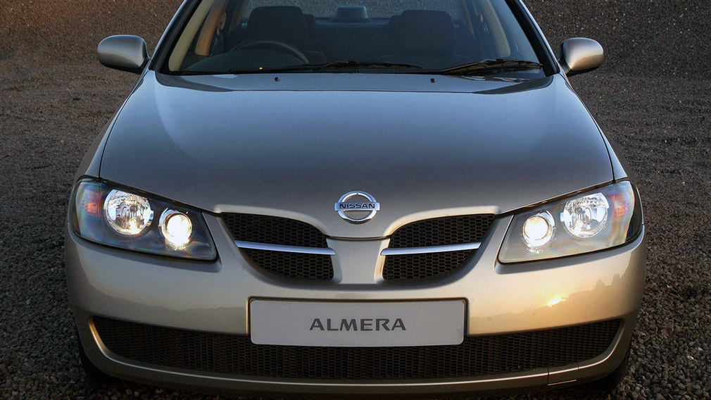 3 Nissan Almera