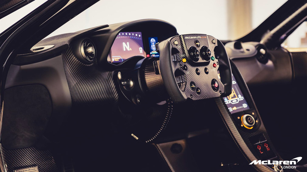 Болид McLaren P1 GTR получил гражданскую версию макларен 2