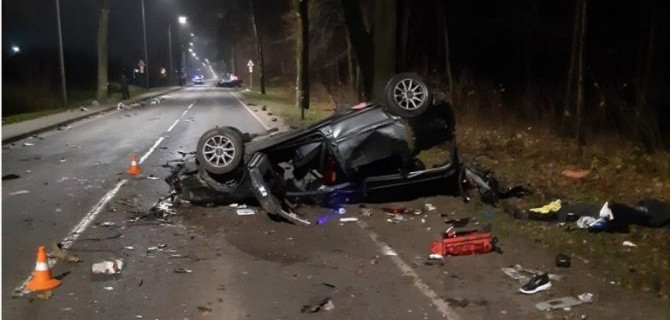 В ДТП в Калининграде по вине пьяного водителя погибли два человека