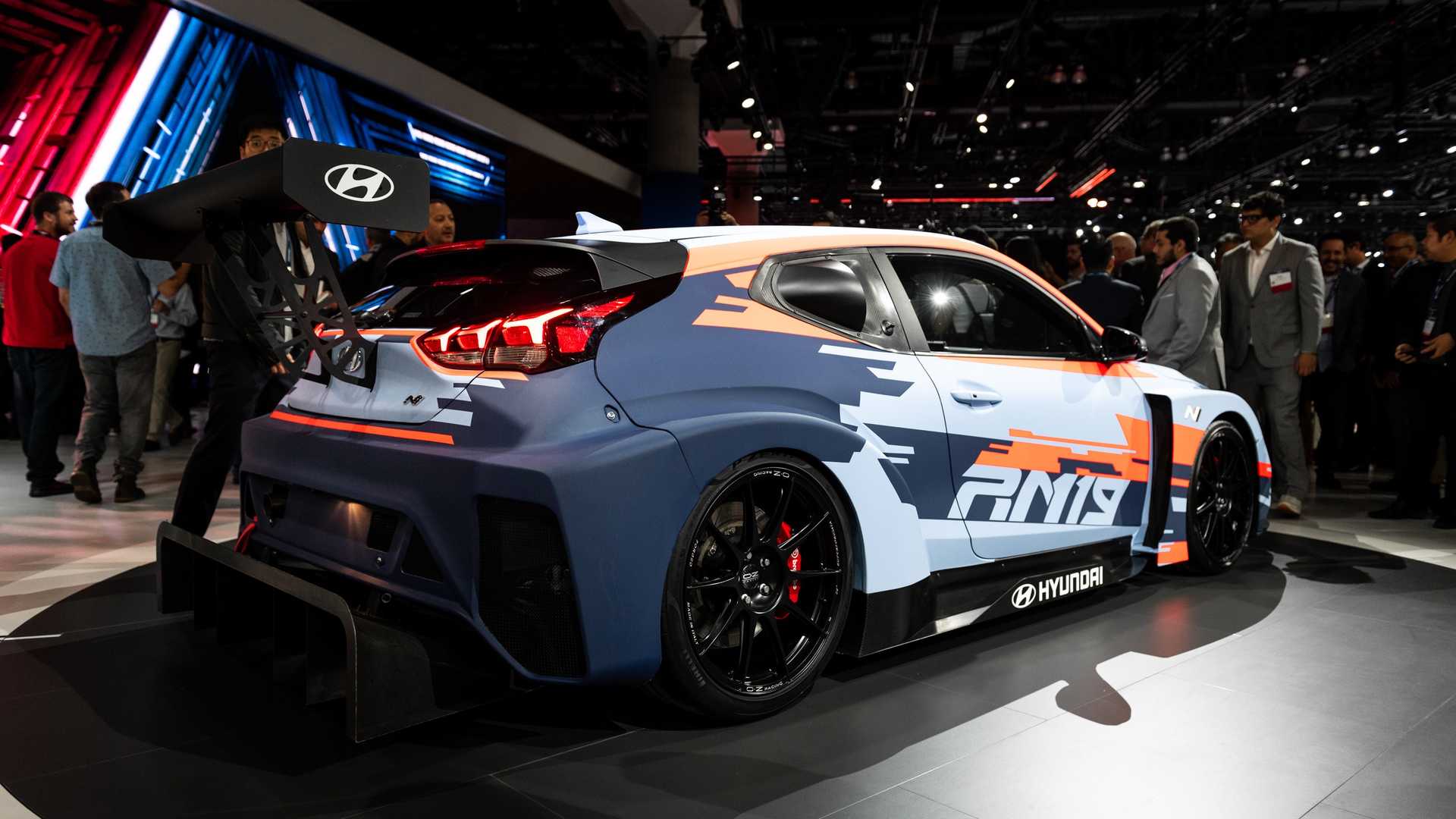 спорткар Hyundai RM19