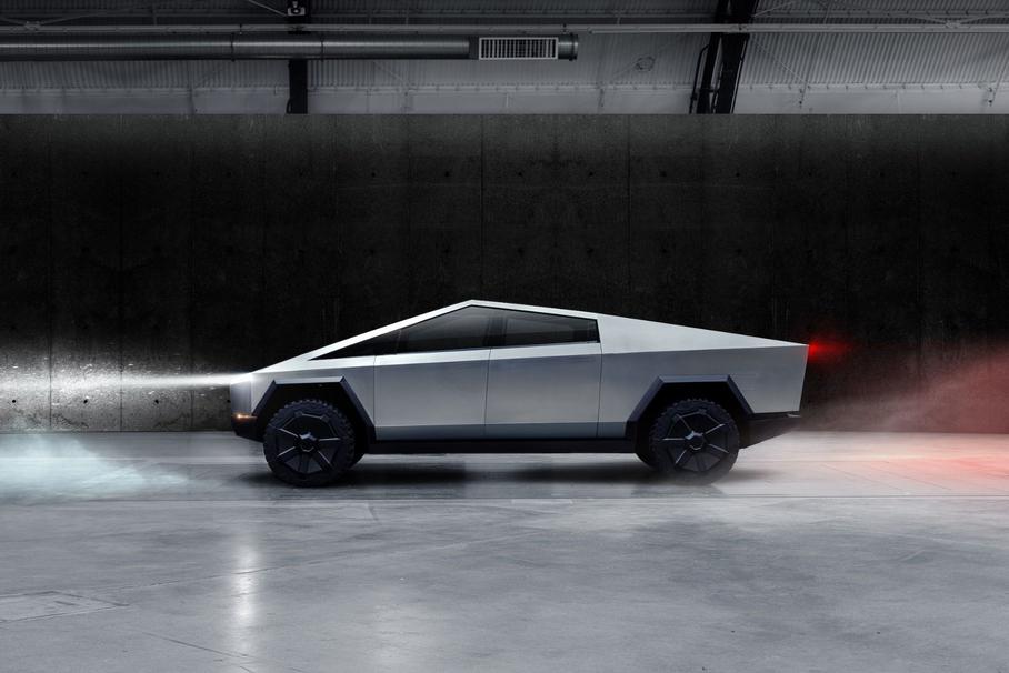 Пикапу Tesla Cybertruck разбили стекла прямо на презентации Пикап Tesla Cybertruck модель