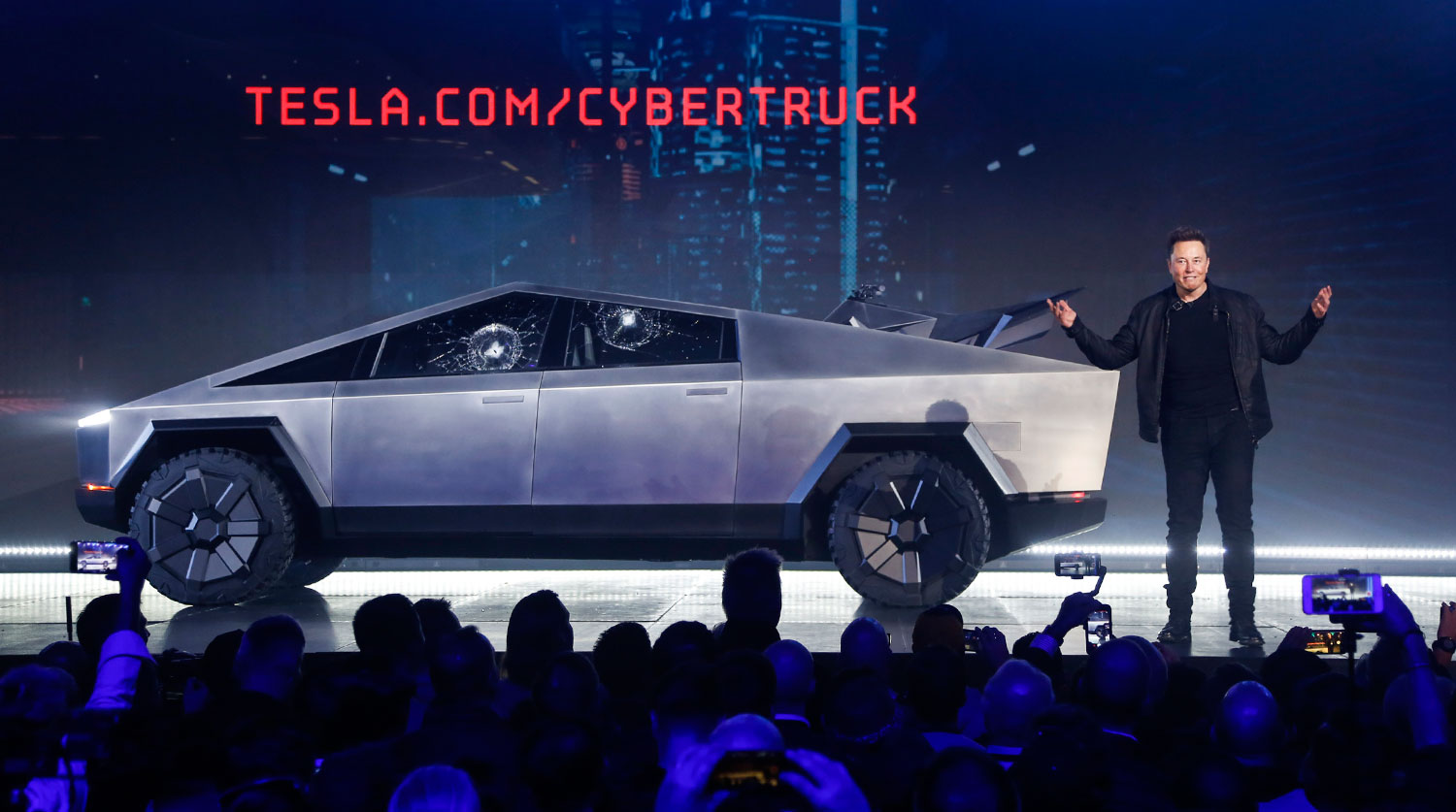 Пикапу Tesla Cybertruck разбили стекла прямо на презентации Пикап Tesla Cybertruck презентация