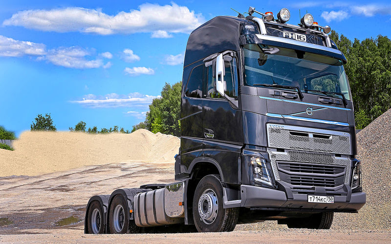 Седельный тягач Volvo FH16 6×4