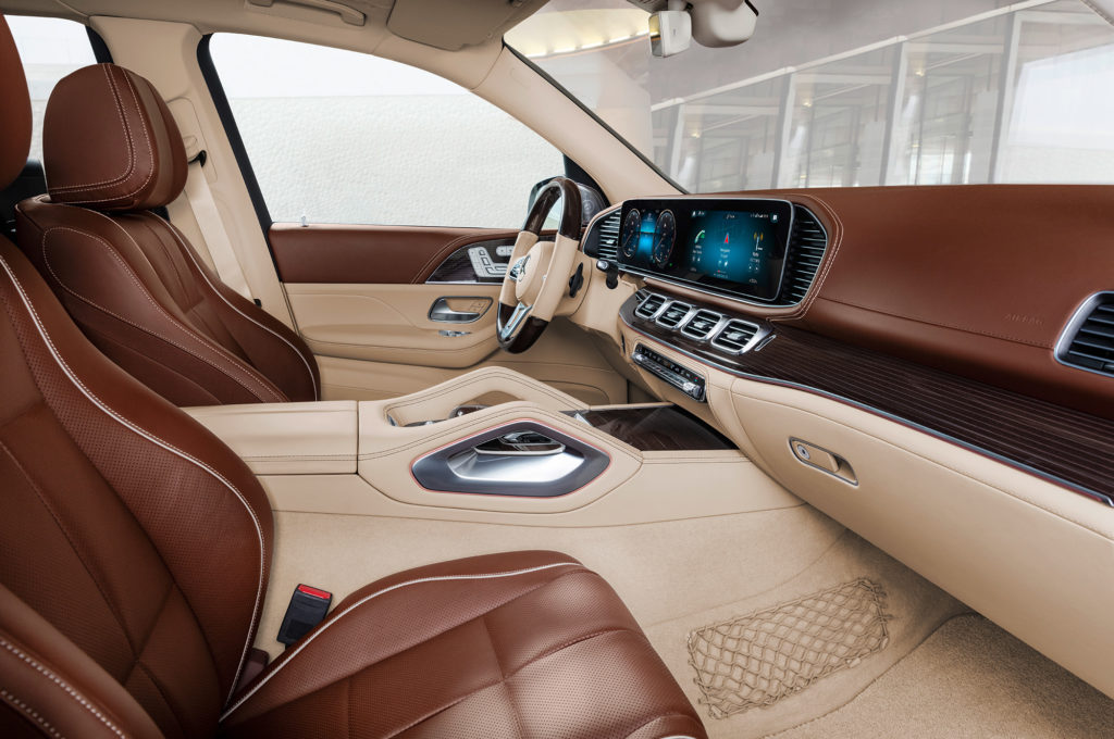 Гуанчжоу-2019: представлен роскошный Mercedes-Maybach GLS г майбах 3