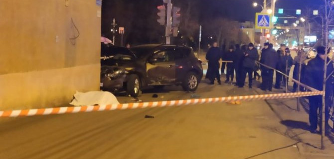 В Тамбове автомобиль насмерть сбил пешехода на тротуаре