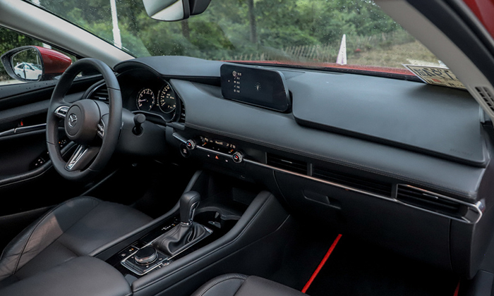 мазда 3
