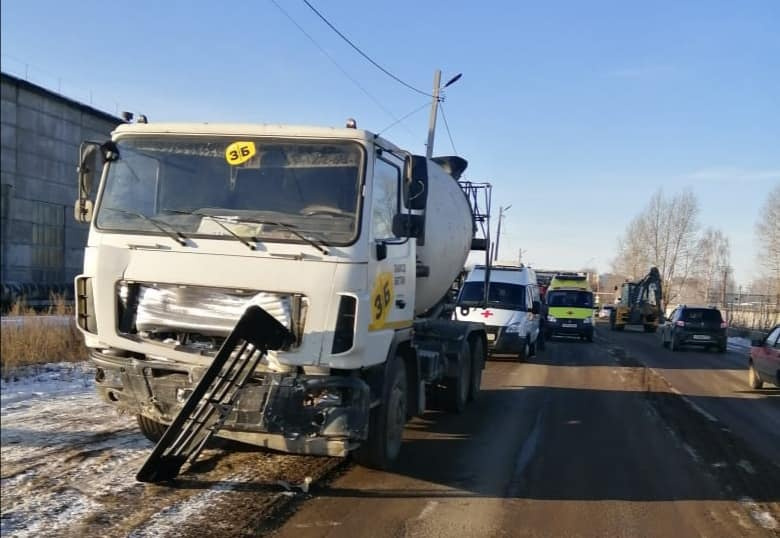 В Нефтекамске в тройном ДТП погибли два человека (2)