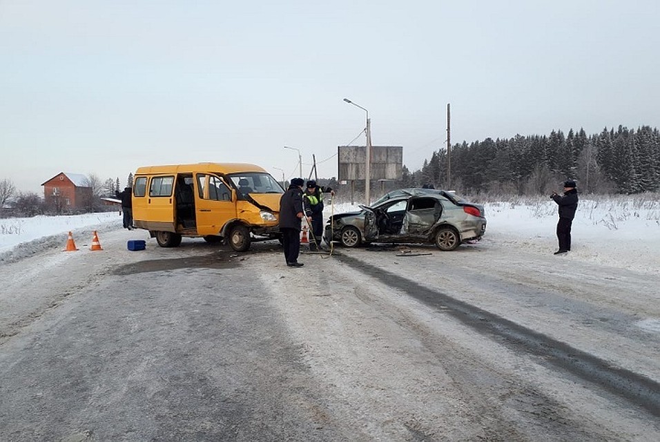 В ДТП в Серове погибла женщина В ДТП в Серове погибла женщина (1)