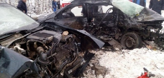 Две женщины и девочка погибли в ДТП в Марий Эл