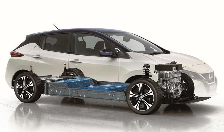 Nissan Leaf 4
