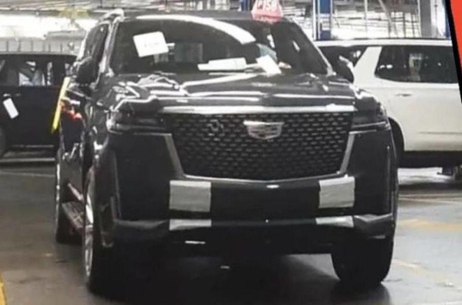 В интернете появились первые фото нового Cadillac Escalade кадиллак 2
